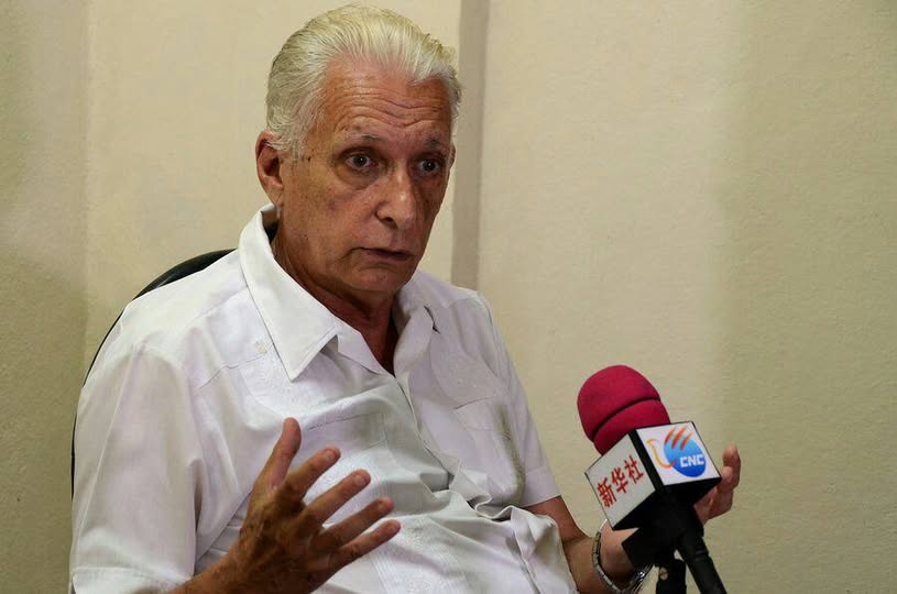 sinólogo cubano José Luis Robaina