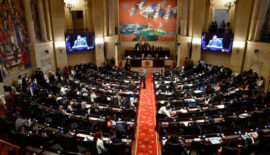 Corte ratifica que el Congreso puede investigar al presidente por topes de campaña