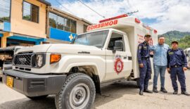 Con inversión de $2.272 millones, Gobernación de Risaralda entregó ambulancias y dotación en seis municipios