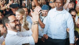 Abelardo de la Espriella votó en Barranquilla y destacó la importancia de la participación ciudadana