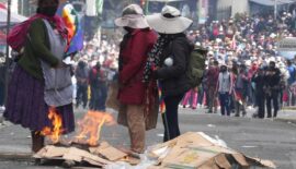 Bolivia expulsa a embajadora de Colombia y acusa a presidente colombiano de injerencia