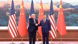 Xi mantiene conversaciones con Trump en Beijing