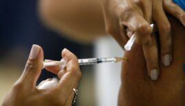 Amplían a 10 estados la campaña de vacunación contra la fiebre amarilla en Venezuela