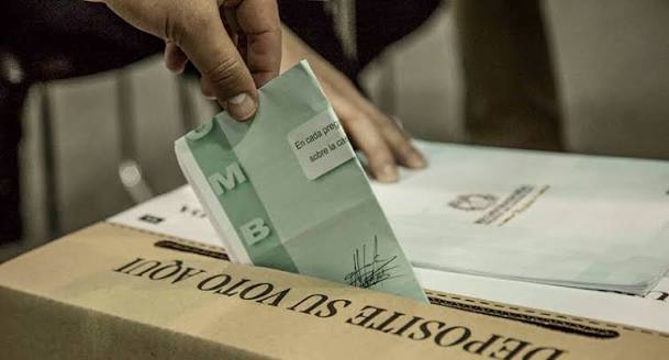 ¿Cuántos votos necesita un candidato para ganar la Presidencia de Colombia en primera vuelta?