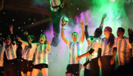 Fanáticos argentinos se preparan con entusiasmo para Copa Mundial