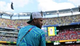 Neymar se somete a nuevos exámenes médicos